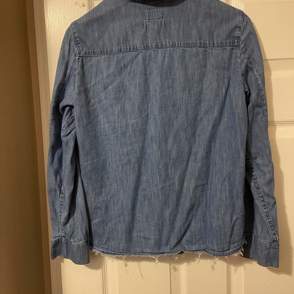 ESPRIT Denim Shirt with frayed hem - Picture 2 of 4
